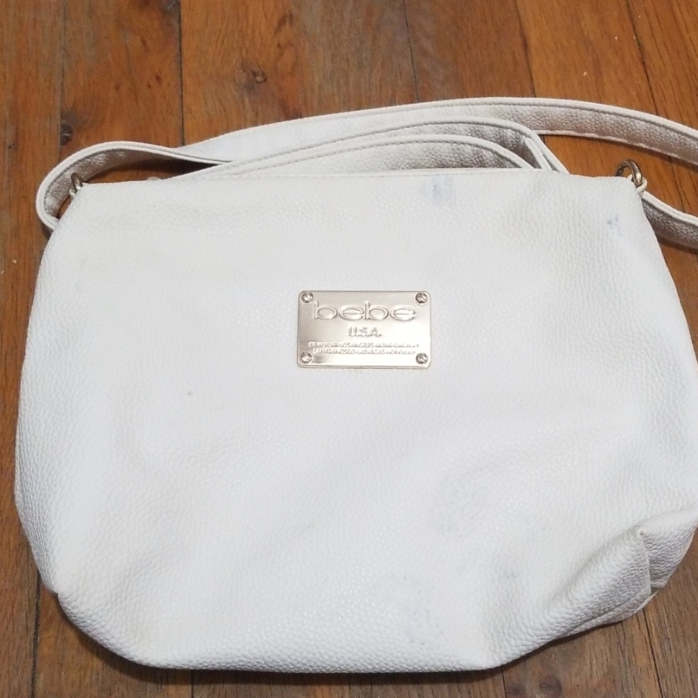 A bebe purse
